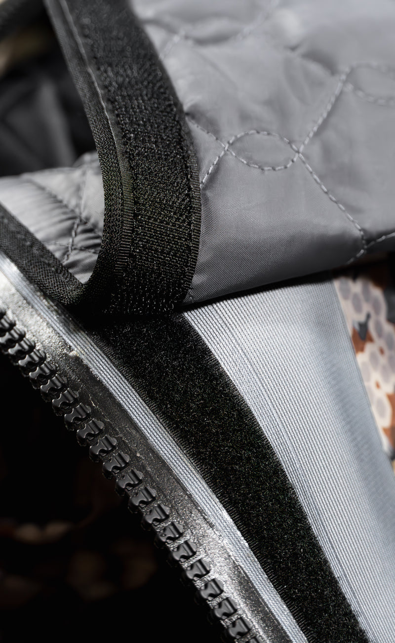 Load image into Gallery viewer, LH₂OCKOUT FlyWayders